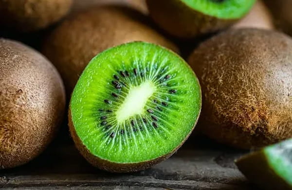 تصویر 4 از خرید کیوی هایوارد سبز + قیمت فروش استثنایی